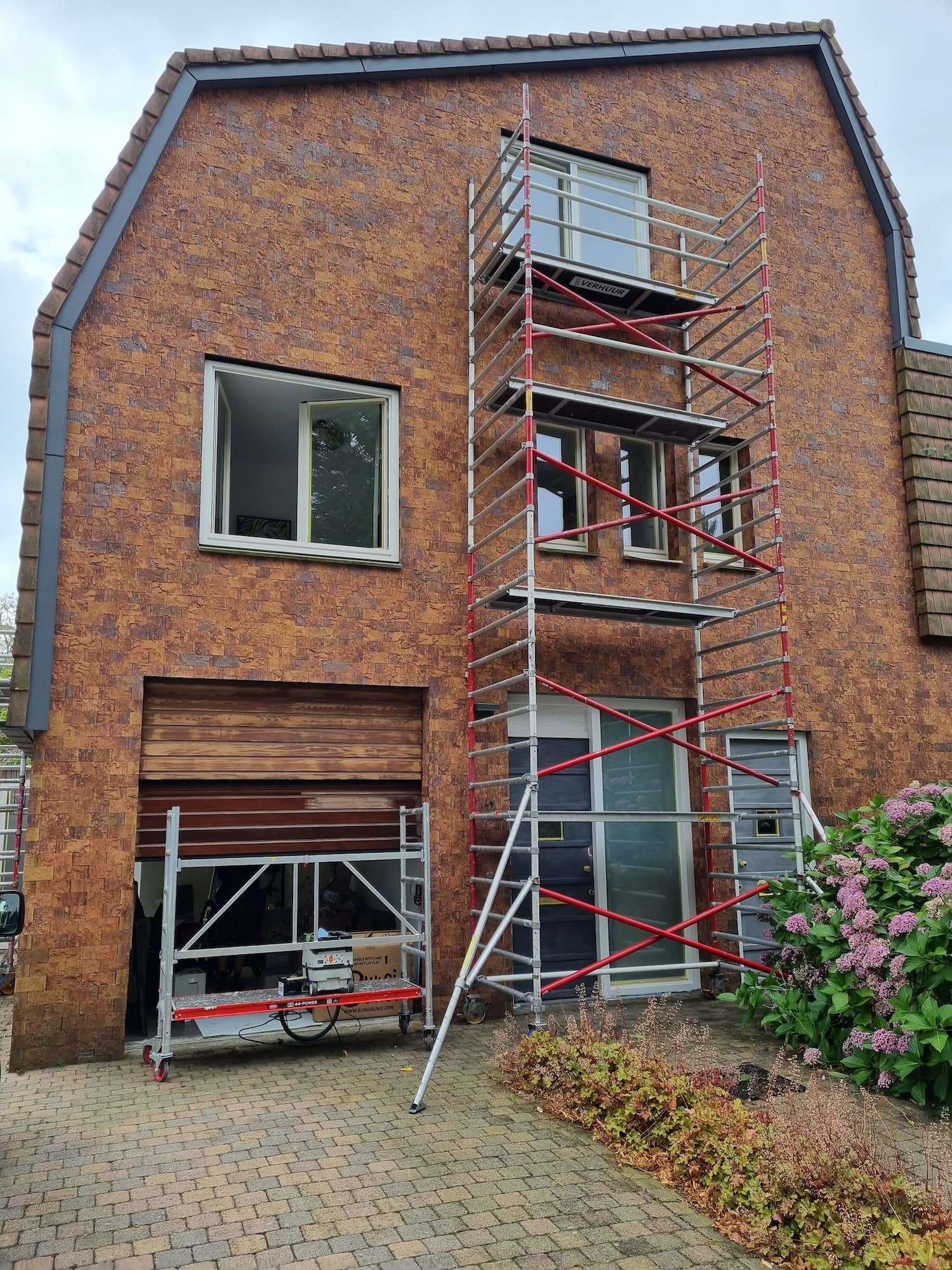 Schilderwerk in een nieuwbouwwoning in Haarlem